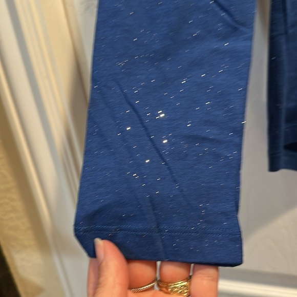 NEW! New Era Minnesota Timberwolves Sequin Long Sleeve Scoop Neck Tee Shirt M - Picture 5 of 7